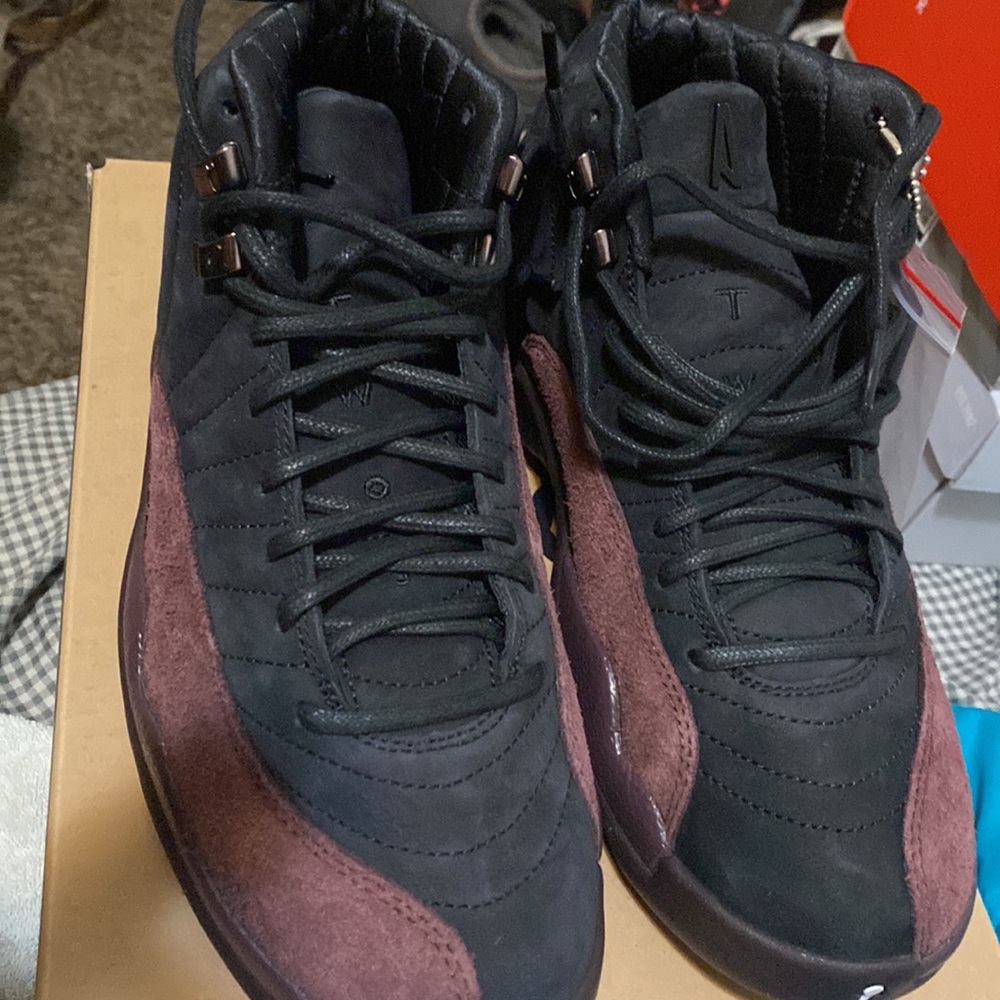 Authentic womens air Jordan 12 retro